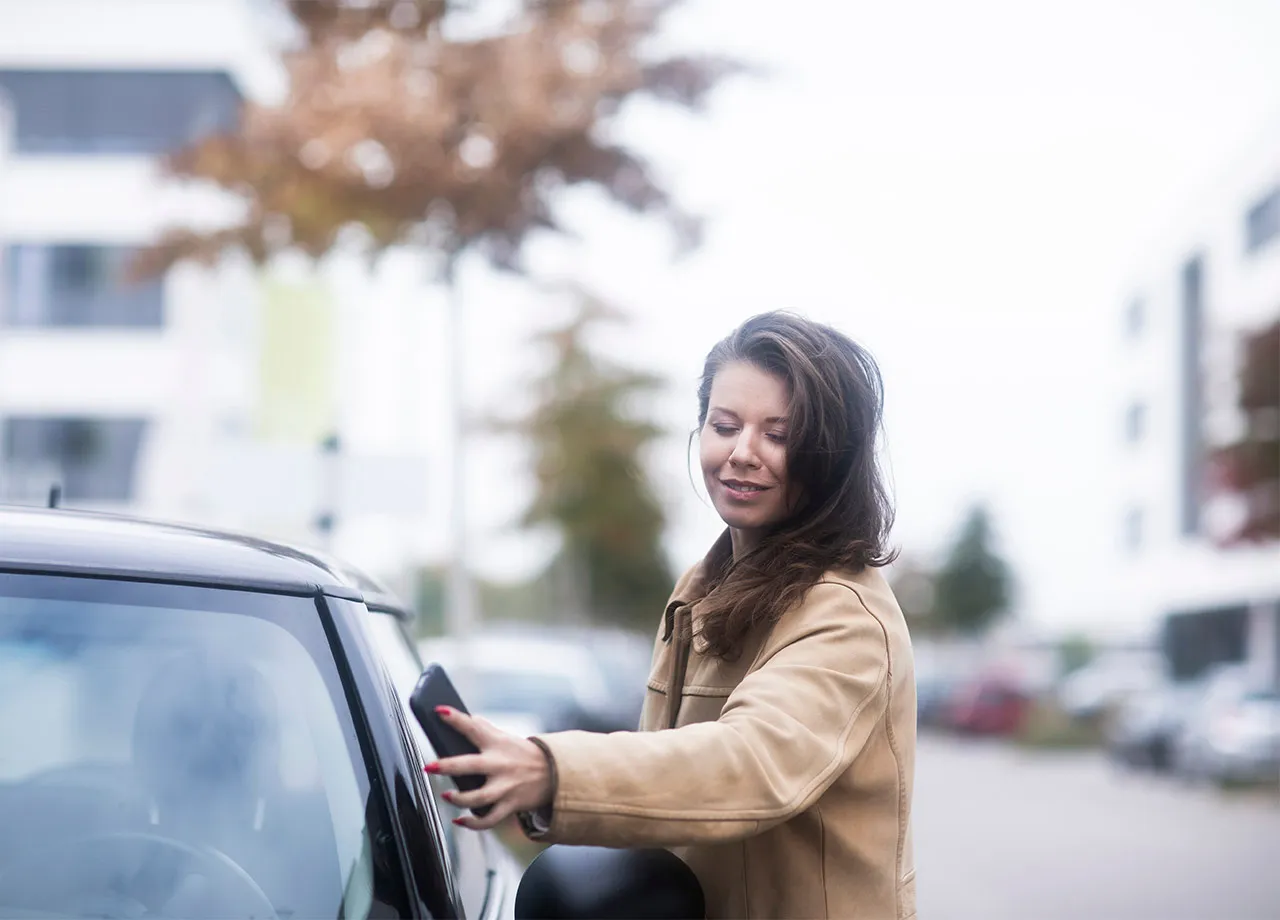 Immer unter Beobachtung: Wie Carsharing-Firmen ihre Kunden überwachen