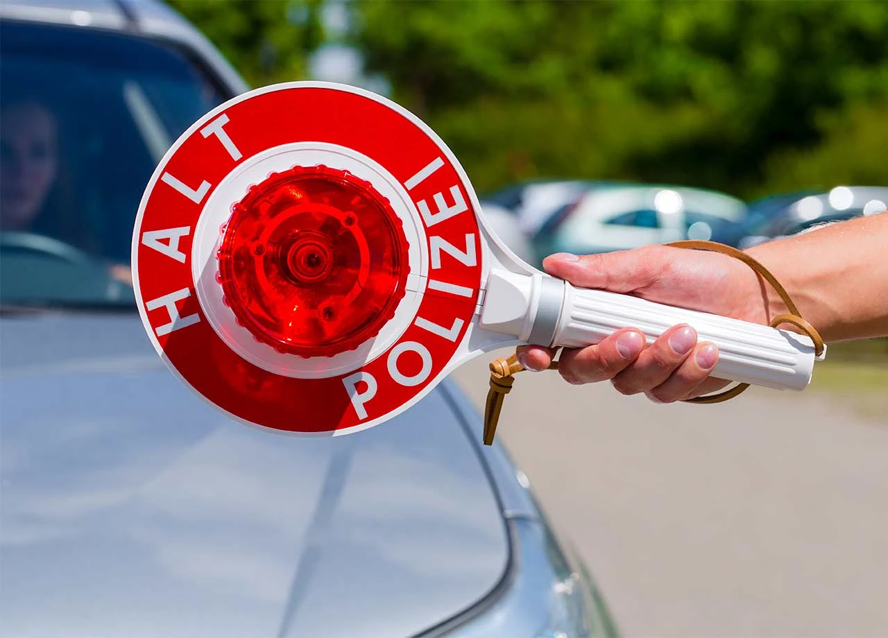 „Den Führerschein und die Fahrzeugpapiere!“ – Reicht eine Kopie des Fahrzeugscheins aus?