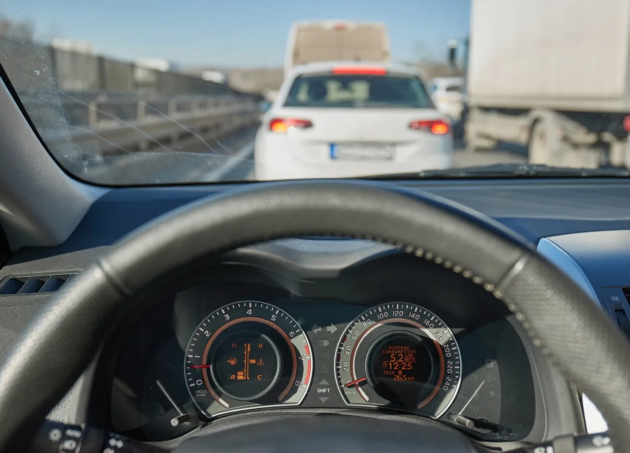 Autobahn-Stau auf Schleichwegen umfahren? Bund will Ausweichmanöver verbieten