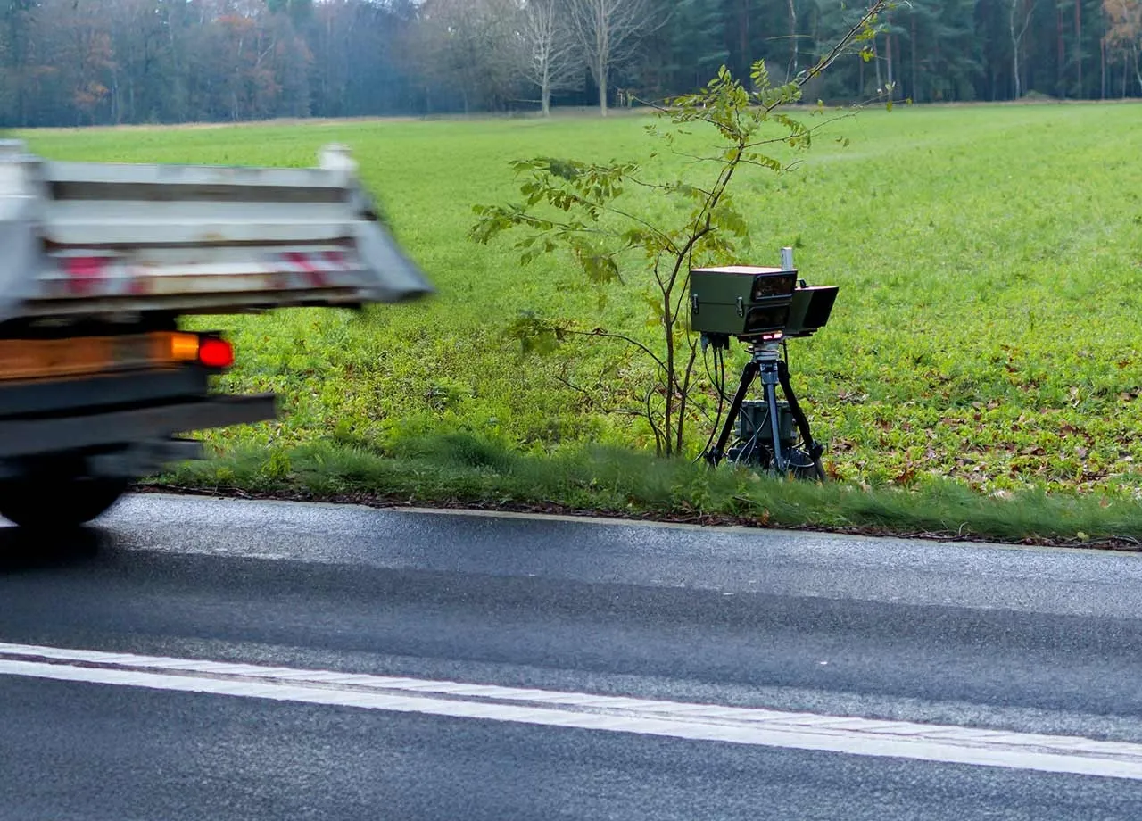 Blitzermarathon 2025: Sind Warn-Apps und Gadgets erlaubt?