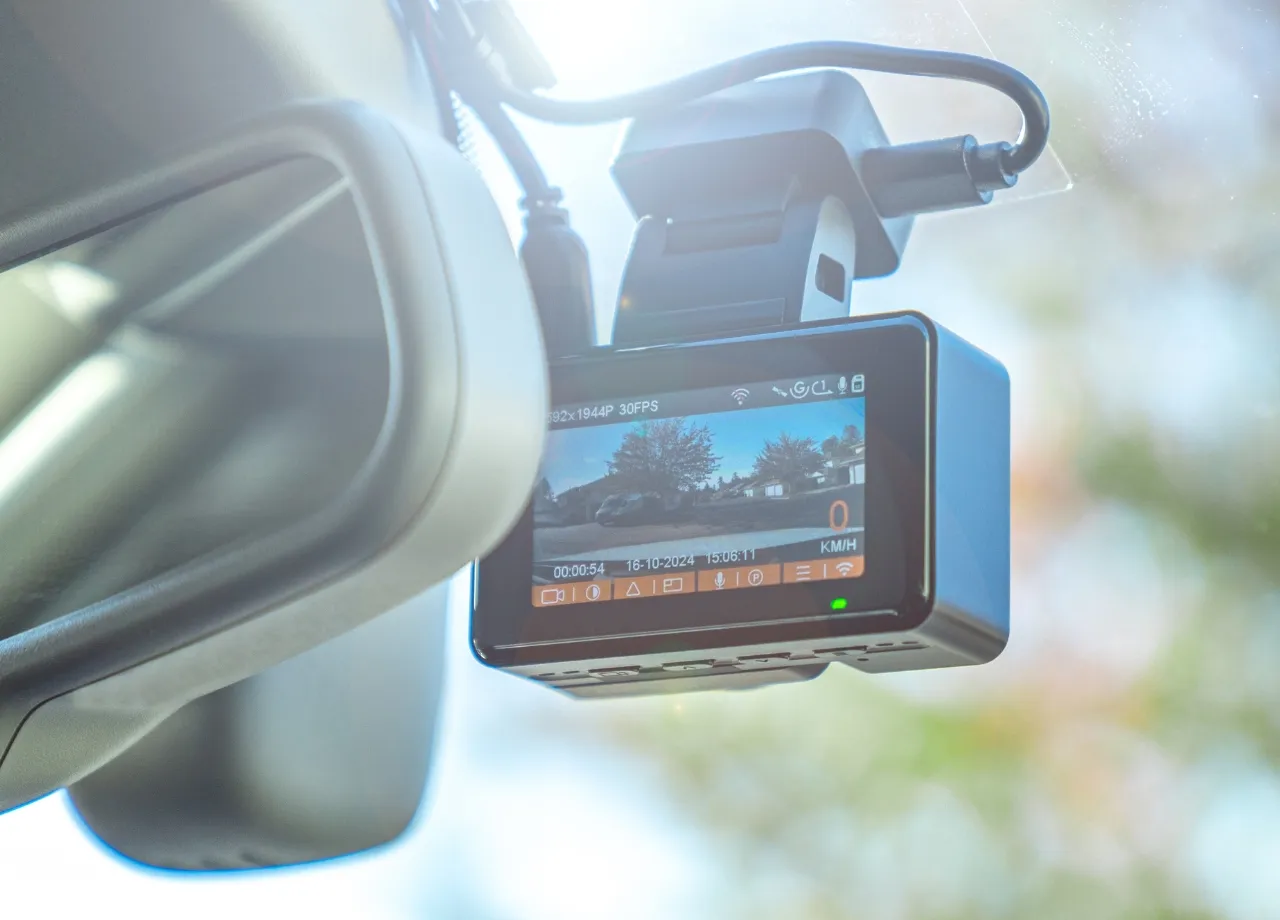 Drängler mit Dashcam gefilmt: Wann die Aufnahmen vor Gericht zählen