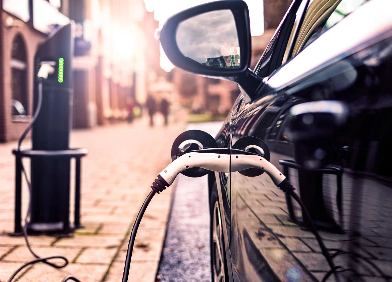 Geringere Reichweite und Batteriekapazität: Steht die E-Auto-Industrie vor einem Skandal?