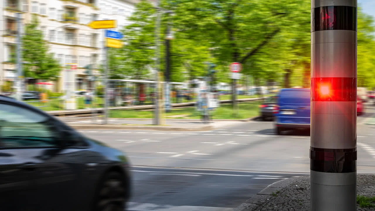 Experte prangert an: Zu viele Blitzer stehen an den falschen Standorten
