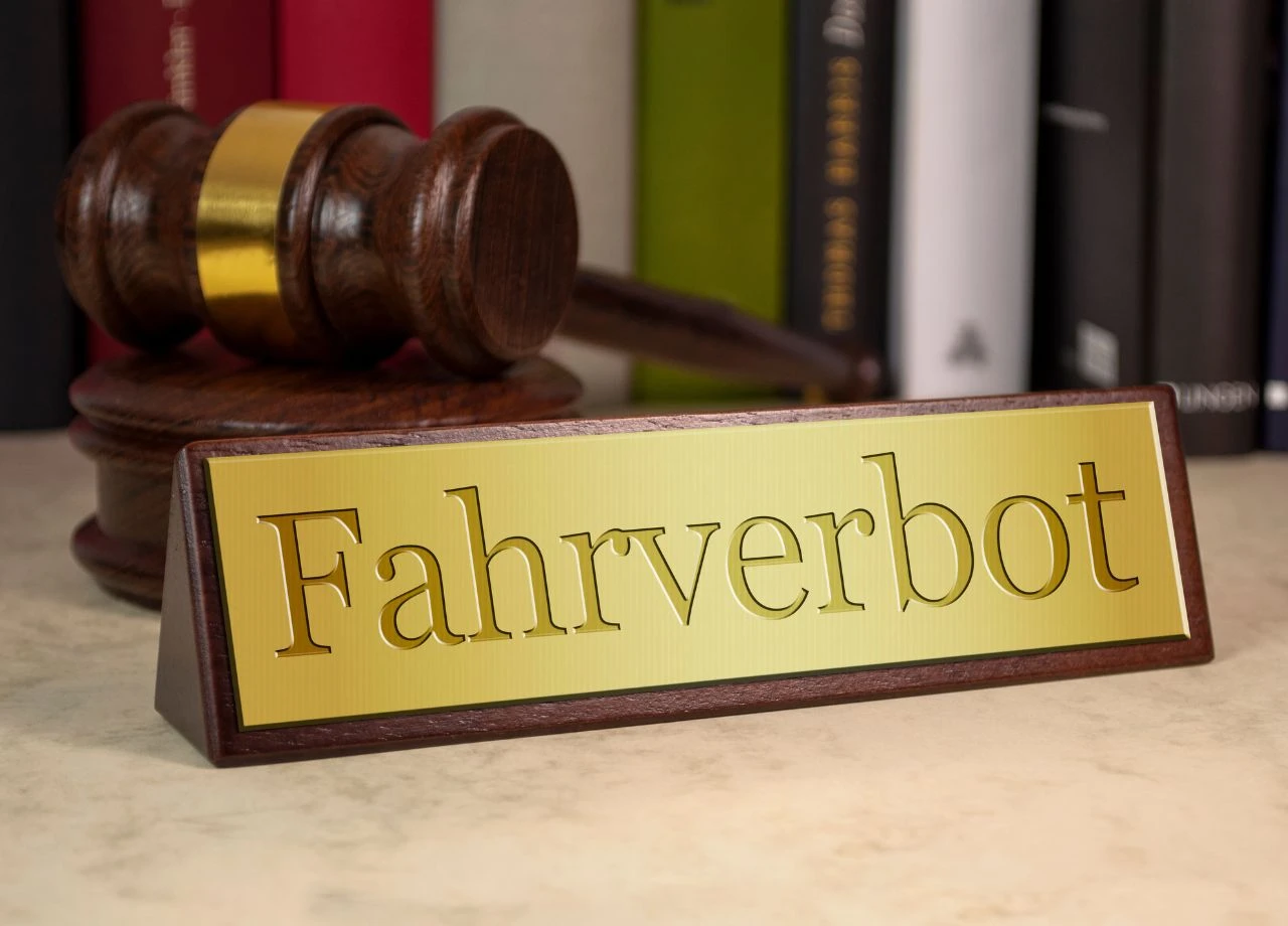 Kein Aprilscherz: Wissing droht mit Wochenend-Fahrverbot