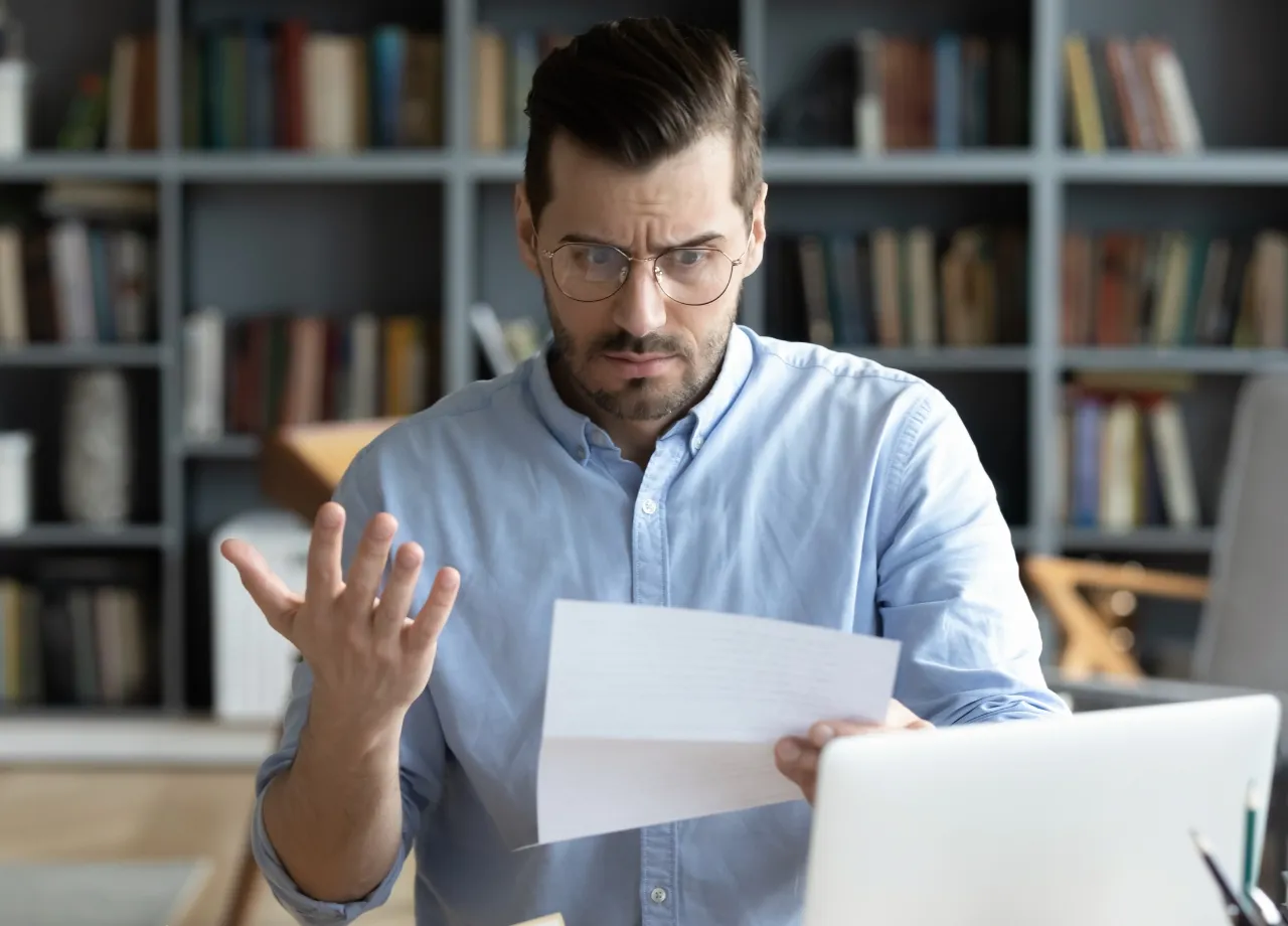 Identitätsklau mit Folgen: Acht Punkte und Führerscheinentzug, ohne selbst gefahren zu sein