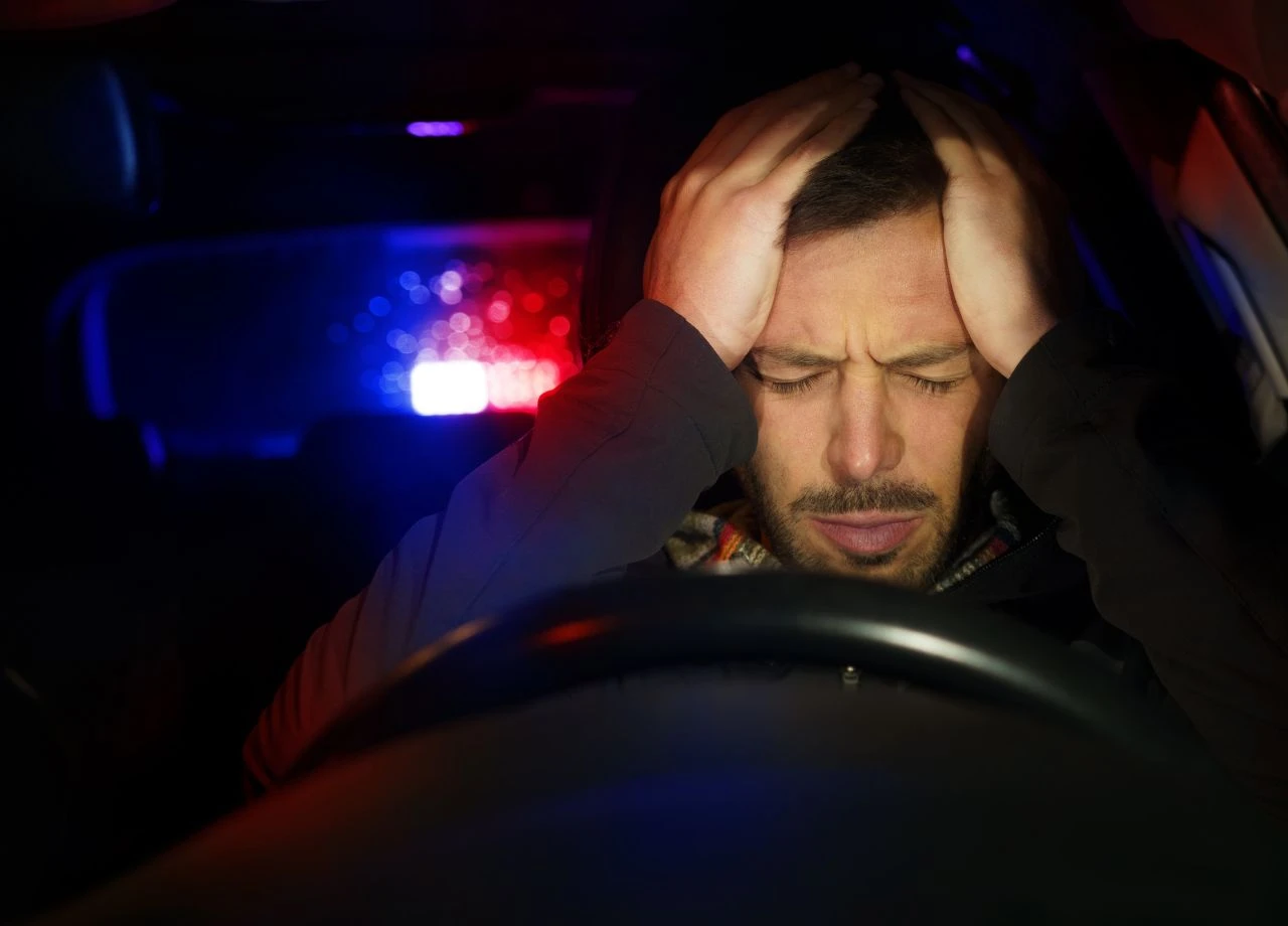 BITTE FOLGEN? So kommen Sie sicher durch die Polizeikontrolle