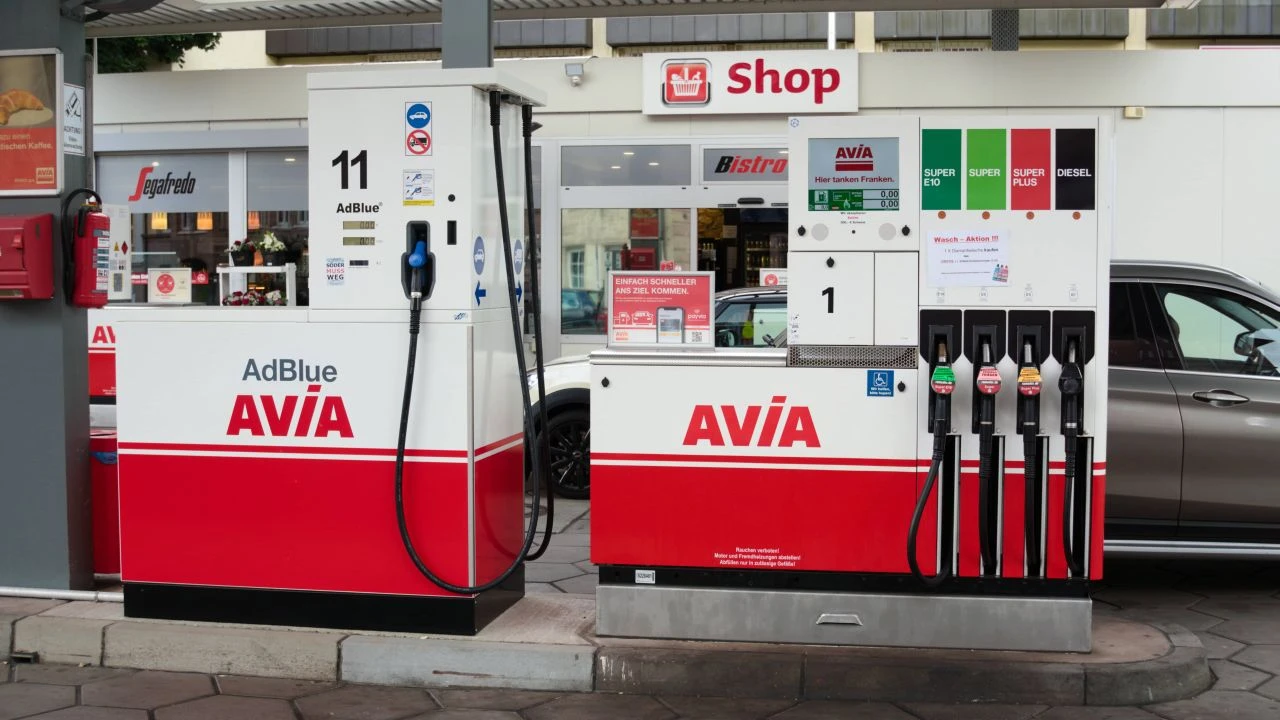 Spritpreis-Explosion nach Beendigung des Tankrabatts