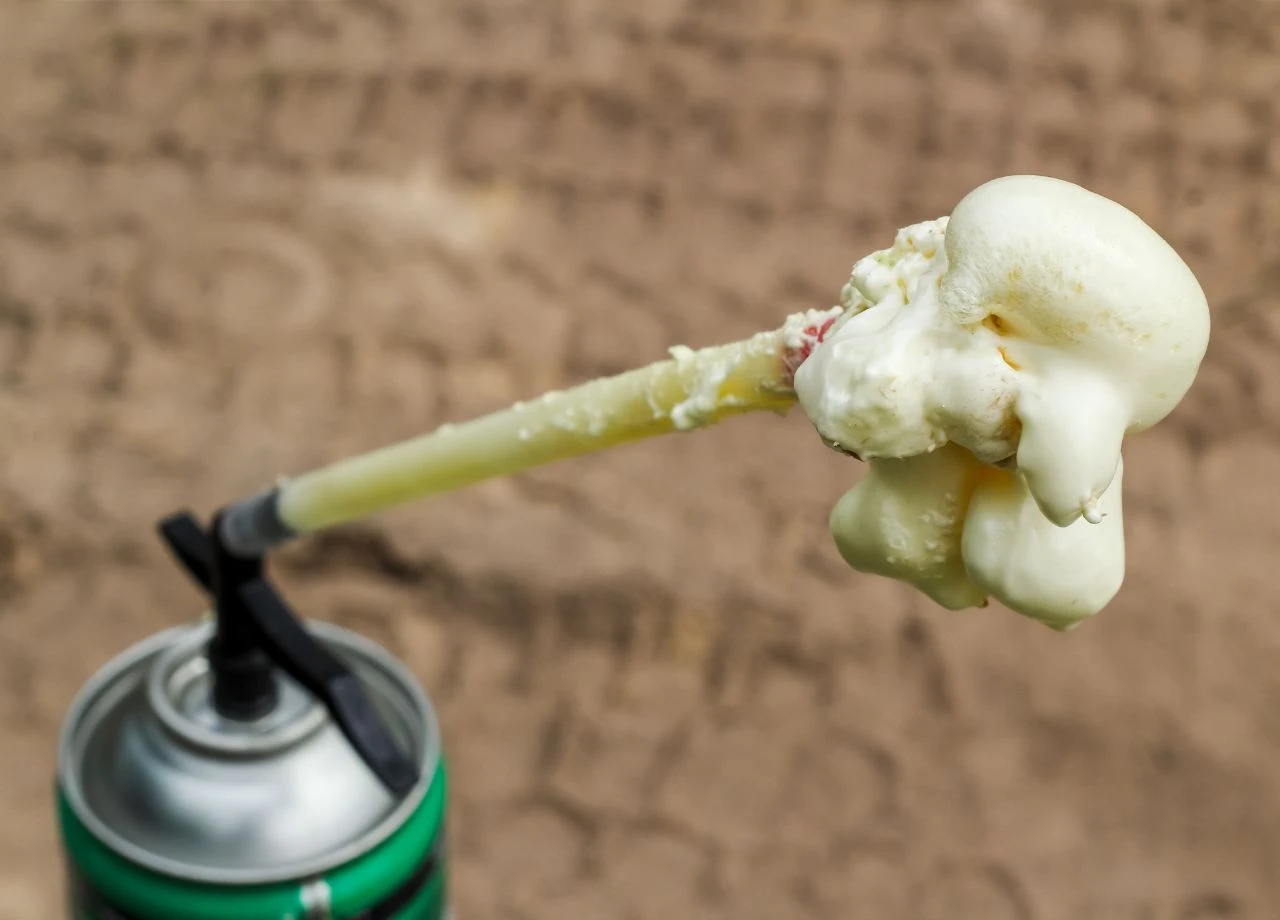 Unter falscher Flagge? Spur der Bauschaum-Attacken gegen Autofahrer führt nach Moskau