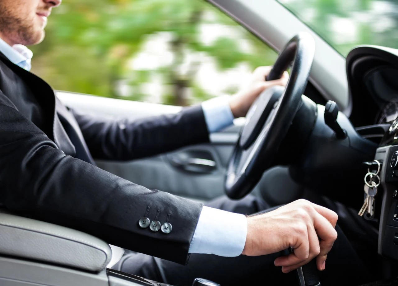 Studie: Mehrheit der Deutschen bevorzugt das Auto für den Arbeitsweg