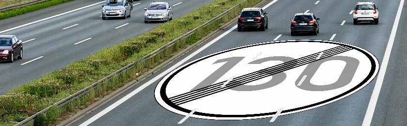 Tempolimit nicht umsetzbar! Verkehrsminister hat nicht genug Schilder auf Lager