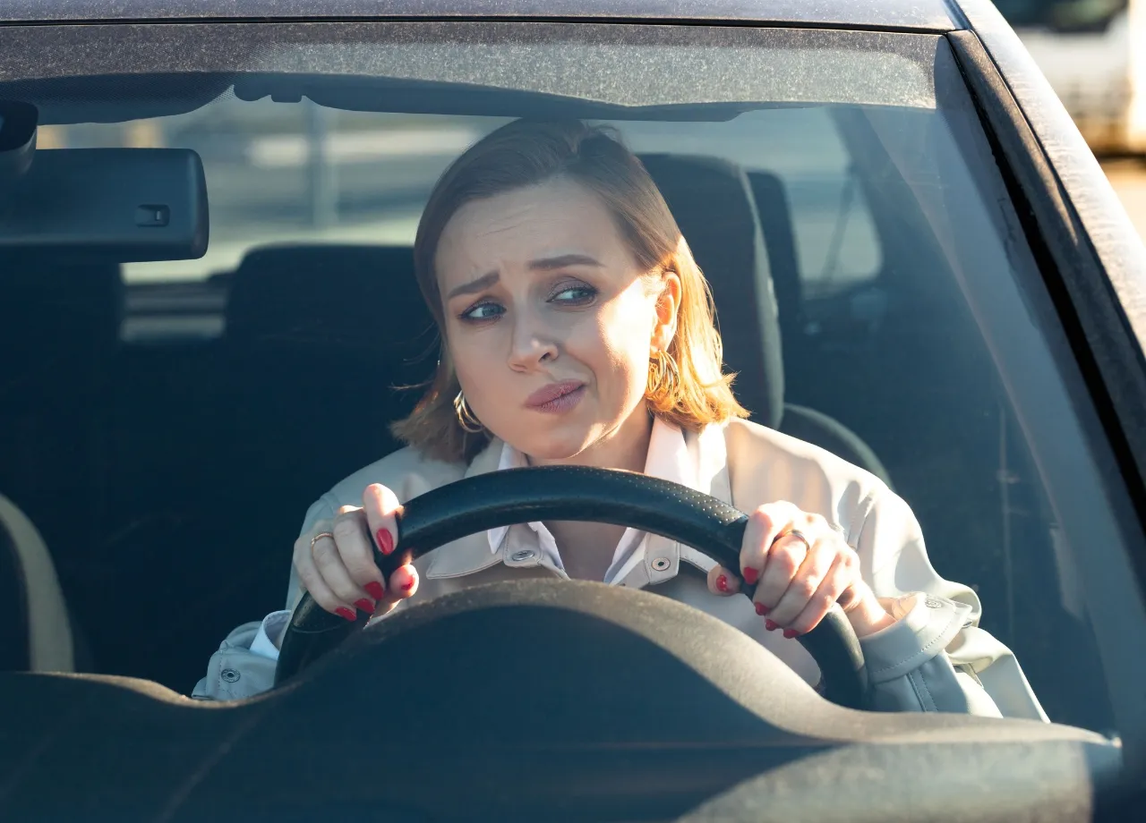 Theorie vergessen? Sechs Irrglauben aus dem Straßenverkehr, die selbst erfahrene Autofahrer nicht kennen