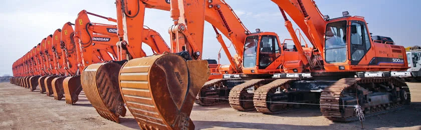 Verkehrsschild durch Bagger verdeckt – Bielefelder Ordnungsamt lässt Vorwürfe fallen